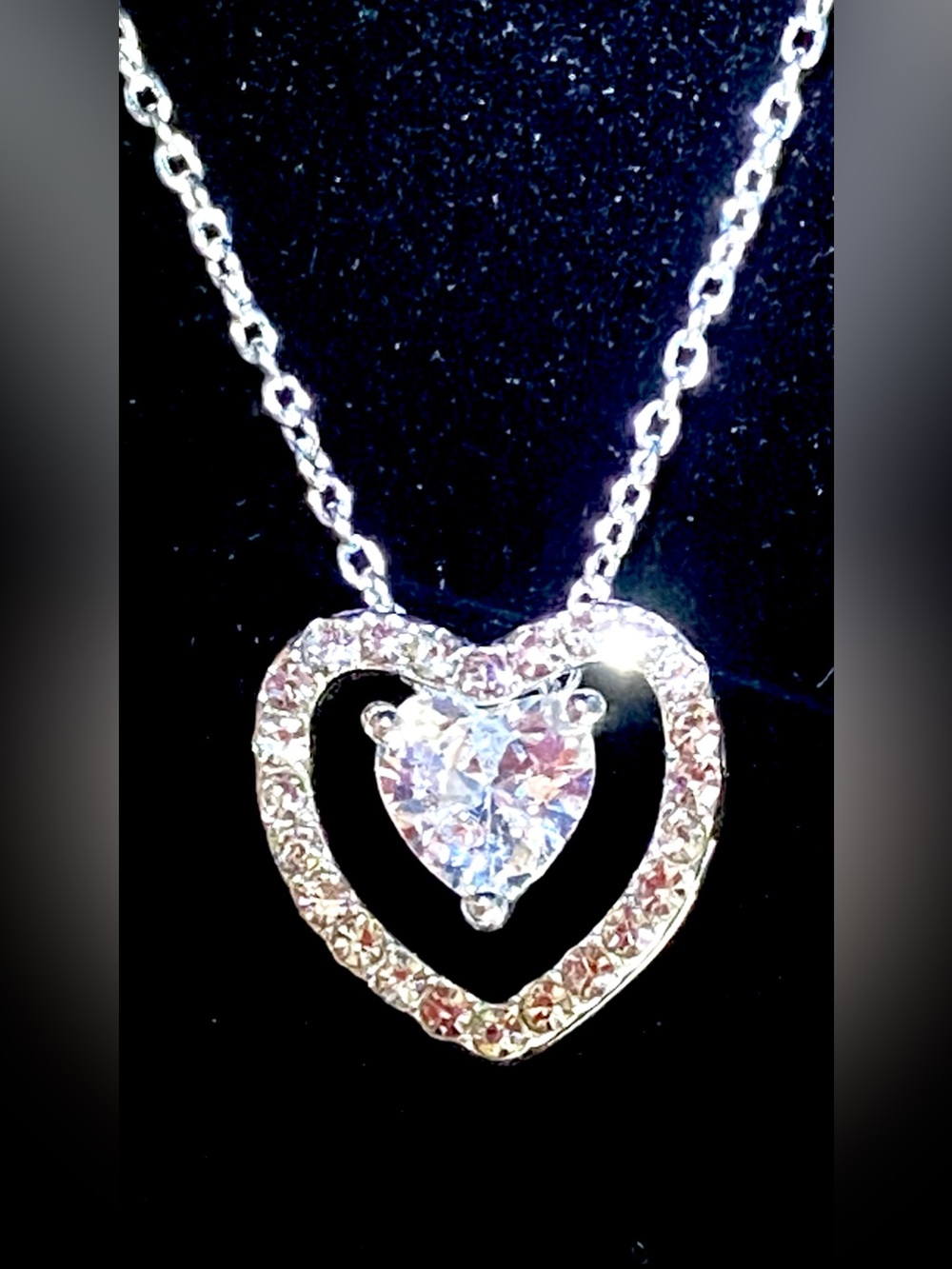 Heart Halo CZ Pendant Necklace w light box - Picture 4 of 6